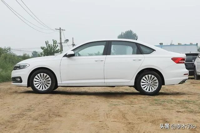 10万买什么车，内饰要好看？