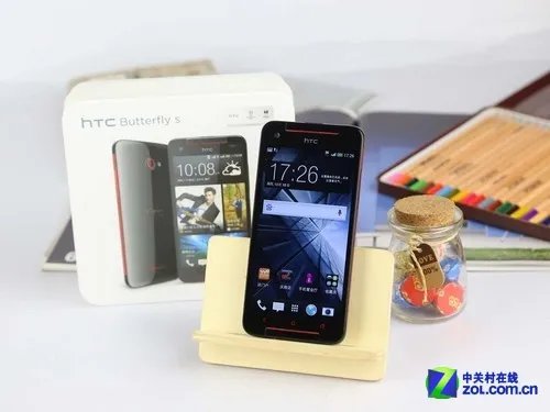 双卡蝴蝶机 HTC Butterfly S仅售4299