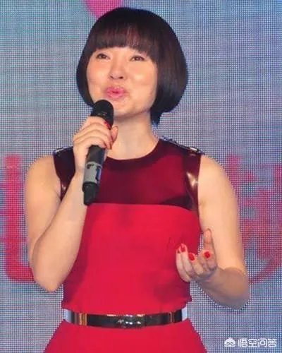 从春晚常客到瘫痪在床,遭丈夫背叛的歌手陈红,如今怎样了?