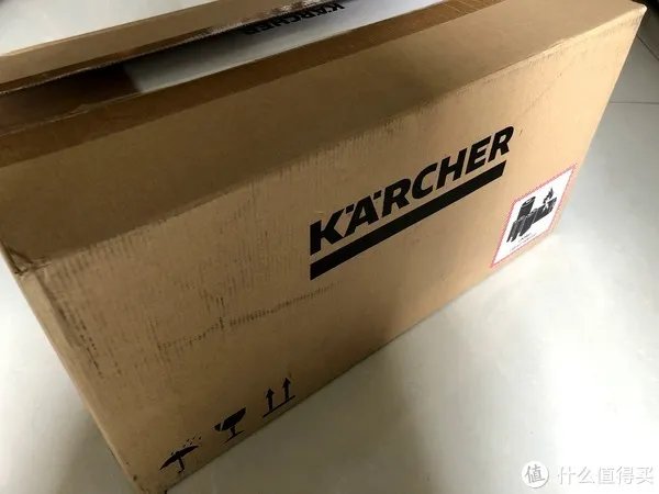 无线吸尘器入门好选择 500块买个德国的吸尘器的优缺点 KARCHER