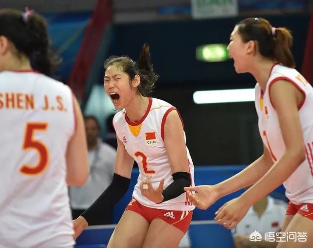 世锦赛三四名决赛中国女排3-0完胜荷兰以季军收官,如何评价队员们这场比赛的表现?