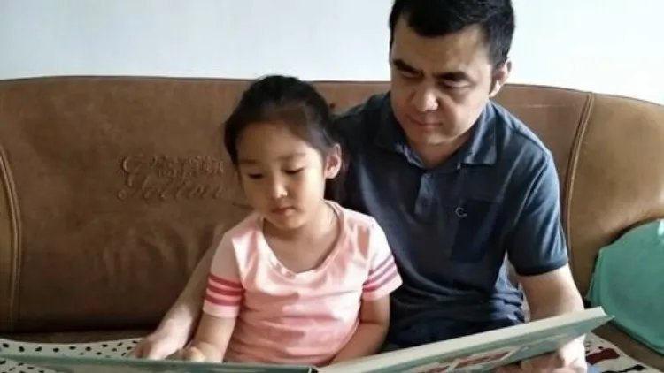 《性教育》第三季杀青,我国当前对小孩的性教育是否存在问题?