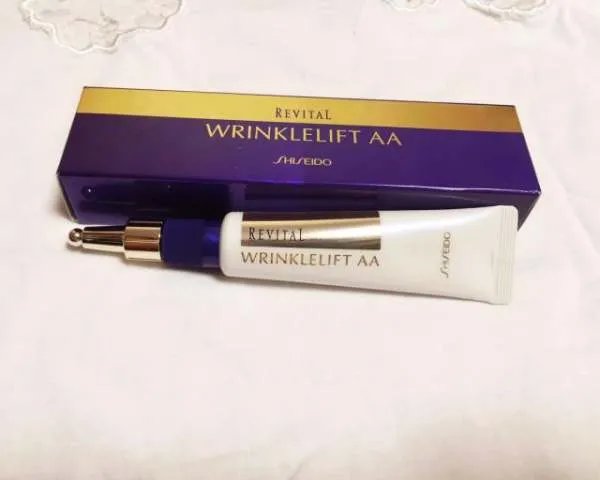 什么牌子好，眼霜排行榜，什么眼霜去细纹好