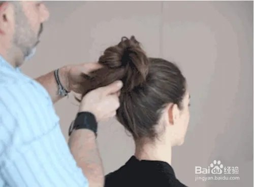 欧美复古包包头扎法