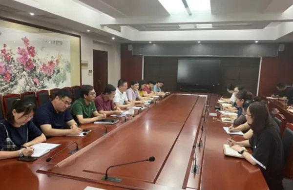 江苏常州90后女教师两月晋升副校长，她有何贡献？