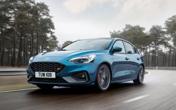 福特越野车有哪几款10万左右,福特10万左右的轿车推荐