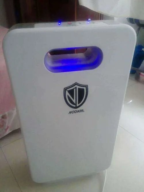 诺盾的空气净化器