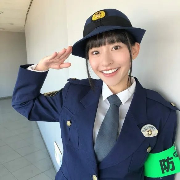 网友讨论：美女嘴巴大很可怕！但新垣结衣的嘴也不小