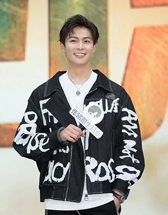 徐璐胡冰卿经纪人开撕，张铭恩毫无动静像个没事人，好感败光了吗？