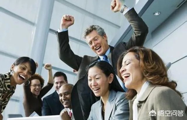 如何看待“给每个员工发一只猫，离职的话要退还猫给公司，可以起到稳定团队的作用”这句话？