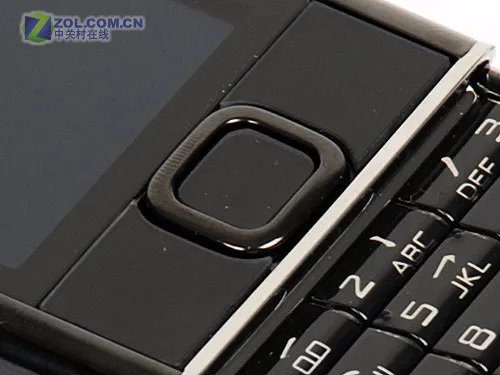 贵有贵的道理 8千元诺基亚8800Arte评测