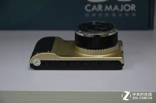 500元 中端行车记录仪高清摄录大推荐