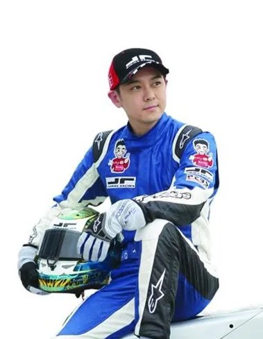 林志颖车祸大曝光 赛车确实玩命