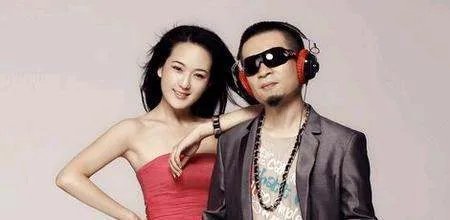 有一首歌 歌词不要抱怨不要装可怜 是什么歌