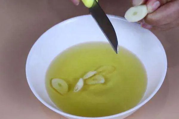 大蒜真的可以检测地沟油吗？