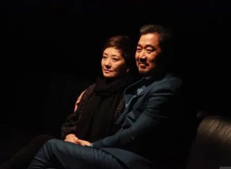 邓婕和张国立有孩子吗