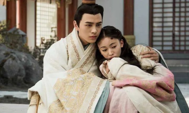 洪尧称懒得理疑回应与吴谨言恋情，吴谨言对此有什么反应吗？