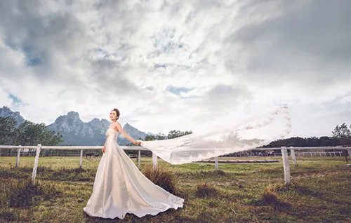旅拍婚纱摄影攻略 如何拍出好看又好玩的婚纱照