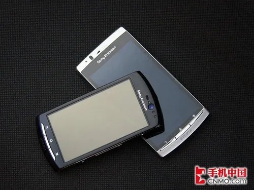 双雄争霸 索尼爱立信MT15i/LT15i赏析