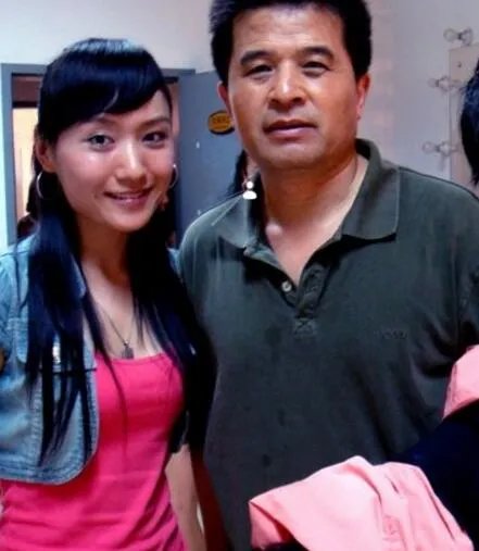 毕福剑与周彦宏资料曝光 揭秘二人离婚真实内幕