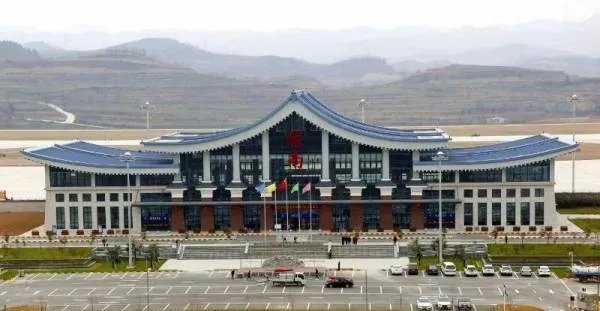 陇南机场正式通航首个航班飞机来自哪里？