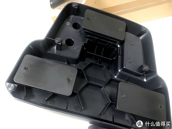 无线吸尘器入门好选择 500块买个德国的吸尘器的优缺点 KARCHER