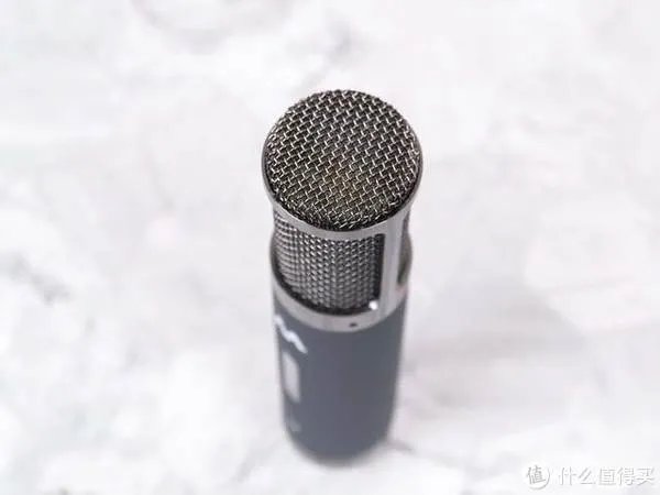 带电子管的大振膜电容麦克风麦拉达T8:原来自己的声音那么好听