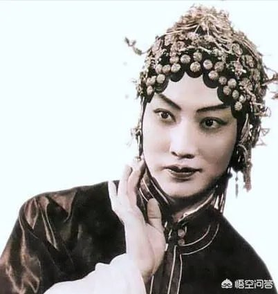 怎样看待京剧名家张君秋的演唱艺术？