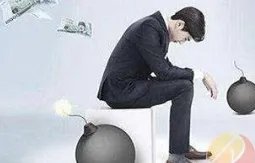 是什么原因造成波音7月没有任何新订单？