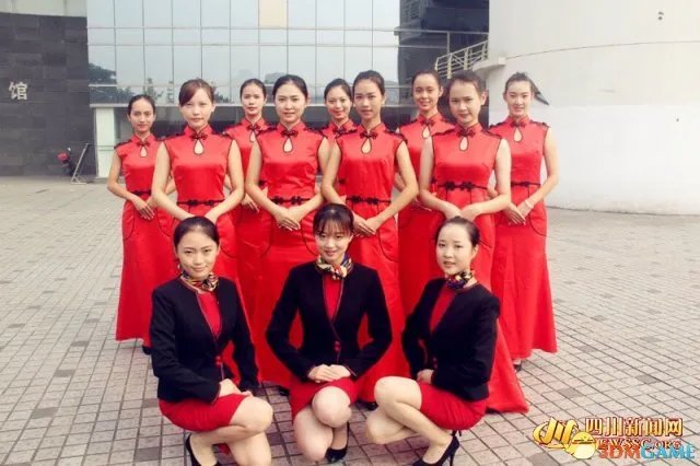 四川礼仪队究竟哪家强？长腿美颜女神云集图片赏