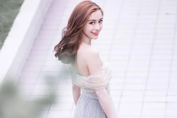 Angelababy上过好多次快乐大本营了，各是哪一期？