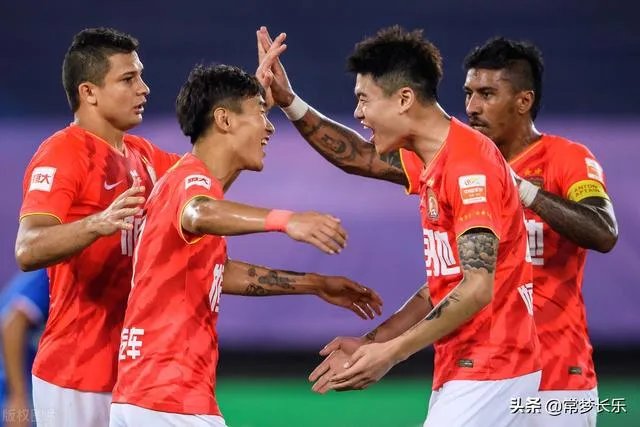 中超第二轮马上就要开踢了,你觉得“广州德比”谁会笑到最后?