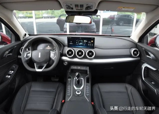 10万买什么车，内饰要好看？