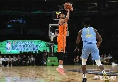 穆雷为了破纪录垃圾时间投篮刷分,欧文怒不可遏将球砸向观众席,你怎么看?