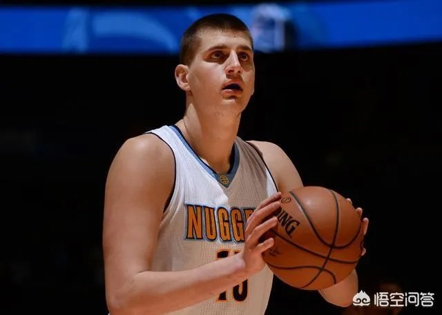 大家帮忙预测一下，下一场开拓者和掘金打谁能赢？