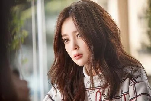 美女歌手汪小敏,身材、才华都不差,为什么不怎么红呢?