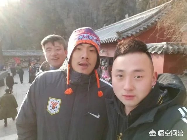 鲁能泰山队为什么要登泰山？