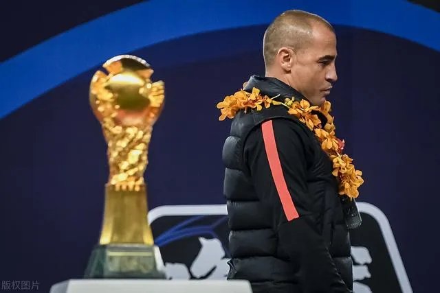 大家觉得昨晚苏宁和恒大的比赛正常吗?