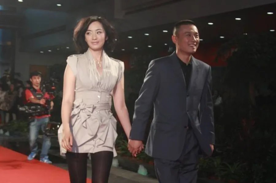 刘晓洁和徐洪浩“父女”变“夫妻”的转变你怎么看？