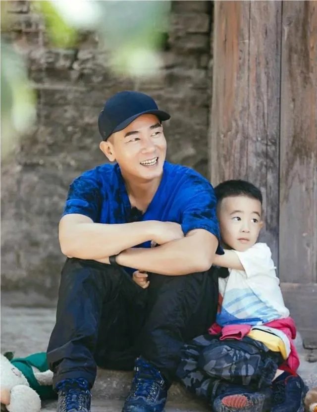 如何看待《爸爸去哪儿》中Jasper读香港名校这件事?