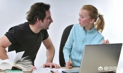 为什么夫妻两个不能在同一家公司上班？