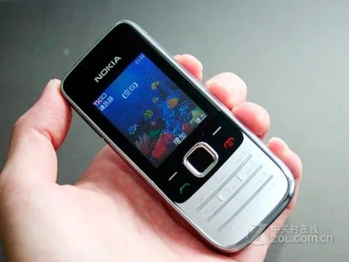 iPhone4没信号?再配个应急手机打电话吧