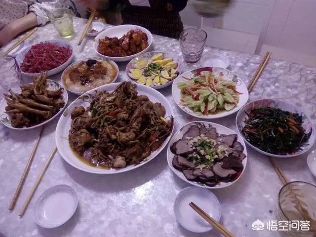 春节返程，大家来晒一晒“妈妈的行李箱”里都给你准备了啥？大声说出你的爱吧？