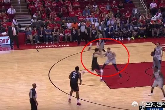 周琦职业生涯第一场季后赛得到2分1篮板怎么评价？