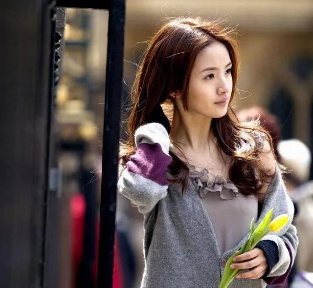 有哪些具有少女感的女明星？