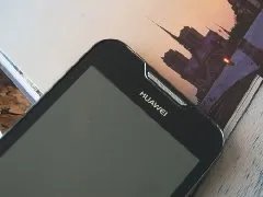 华为Ascend G300C评测—外观细节