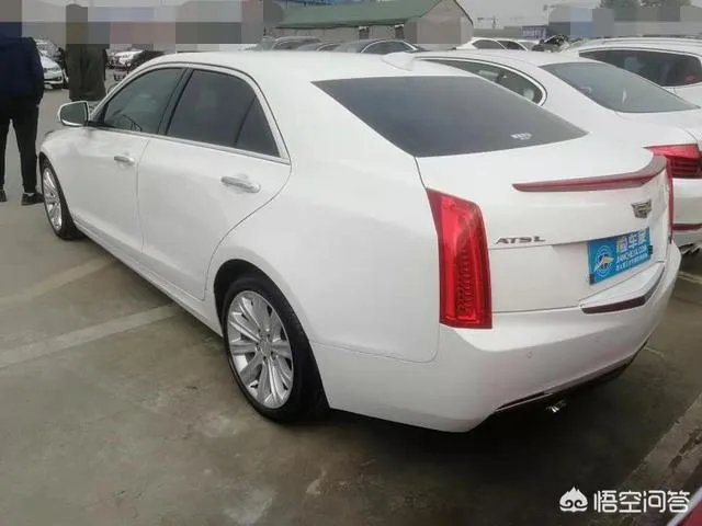 对于最近很火的凯迪拉克追高铁事件怎么看？