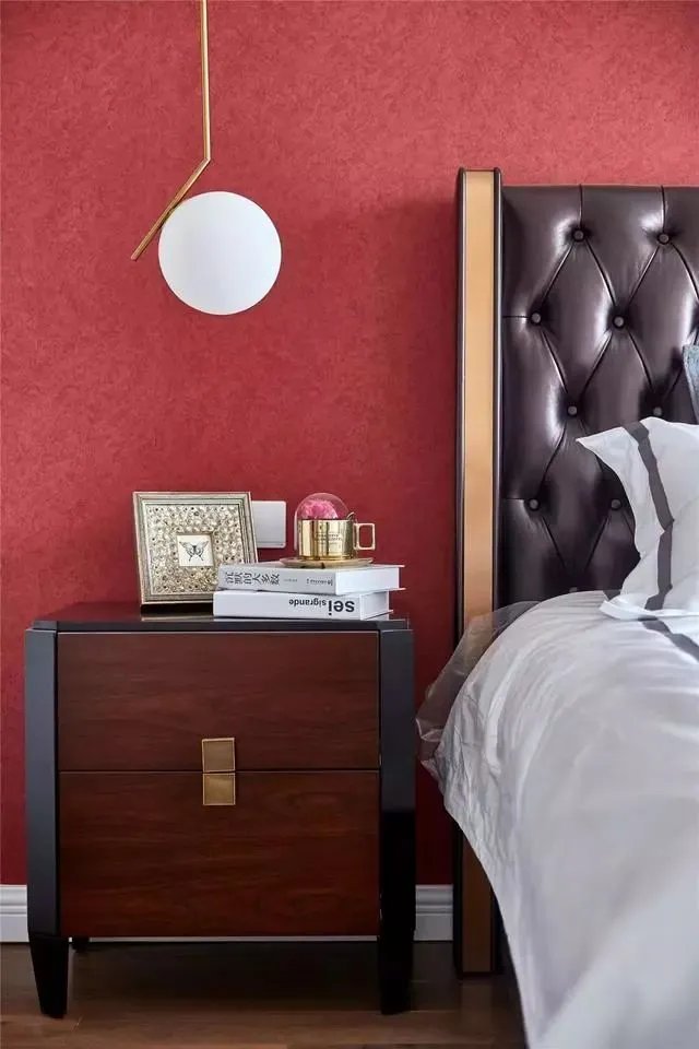 102㎡现代轻奢欧美风,弧形窗的设计,非常典雅大气!真让人羡慕