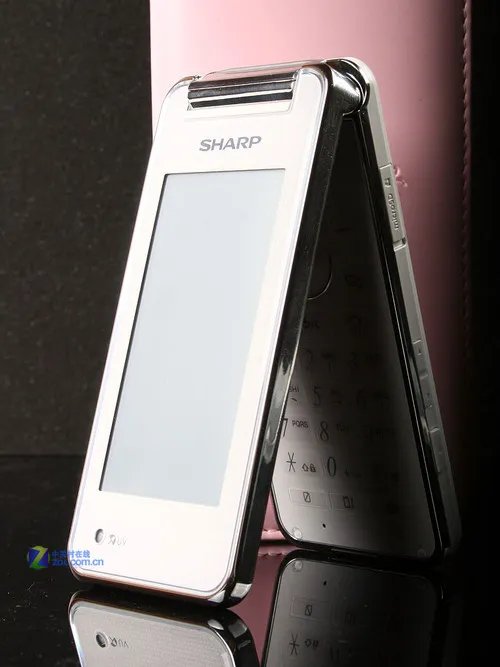 内外双屏凸显个性魅力 夏普SH6228C图赏