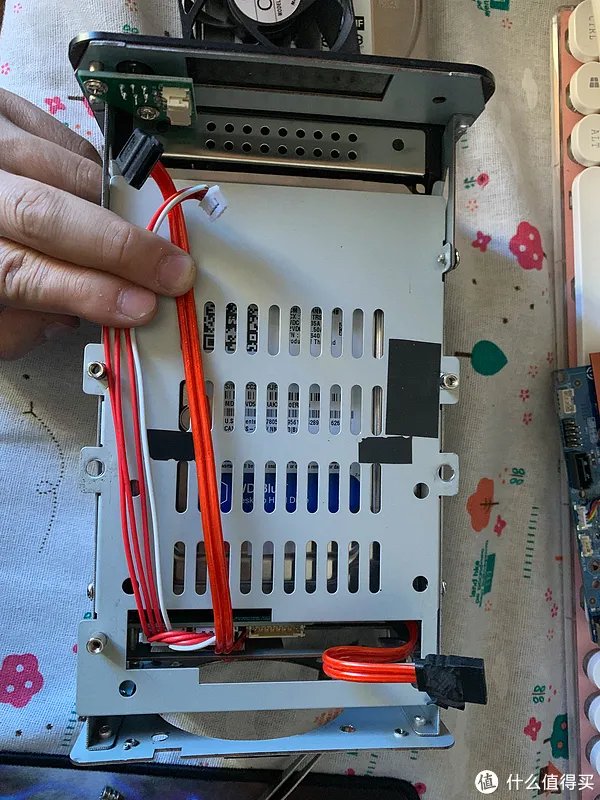 矿难捡垃圾之“星际魔盒”魔改黑群晖、win10系统